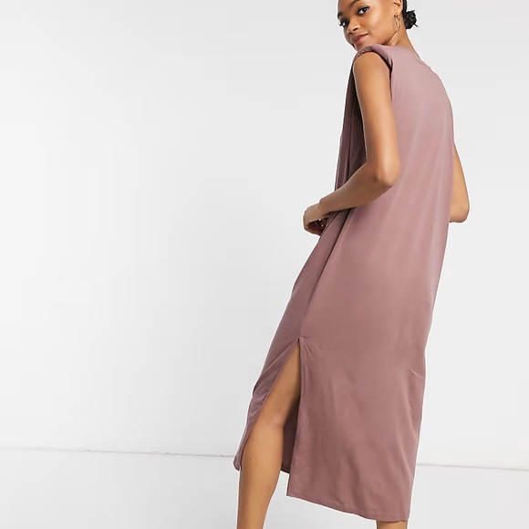 Weekday Neutral Padded T Shirt Dress - Picture 4 of 9